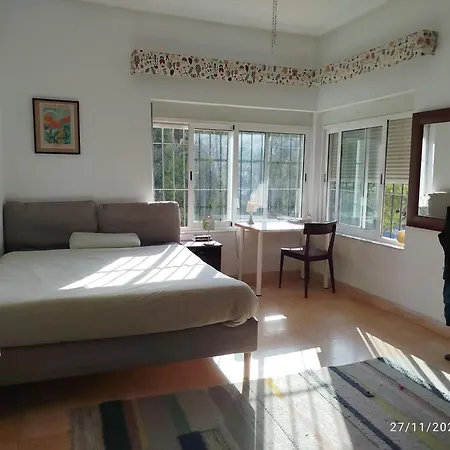 Relax Ferrandiz Homestay *